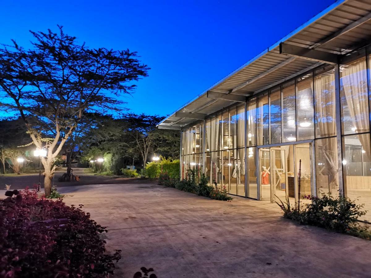 Jambo Mara Safari Lodge Ololaimutiek Exteriér fotografie